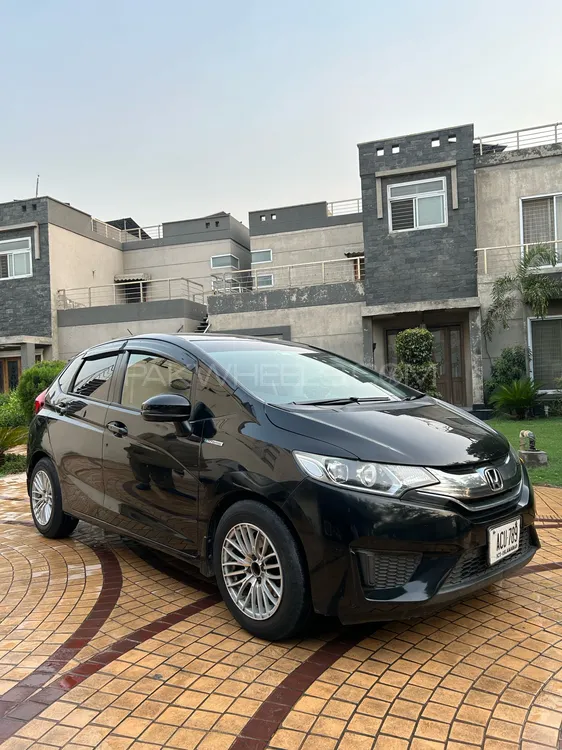 Honda Fit 2014 for Sale in Islamabad Image-1