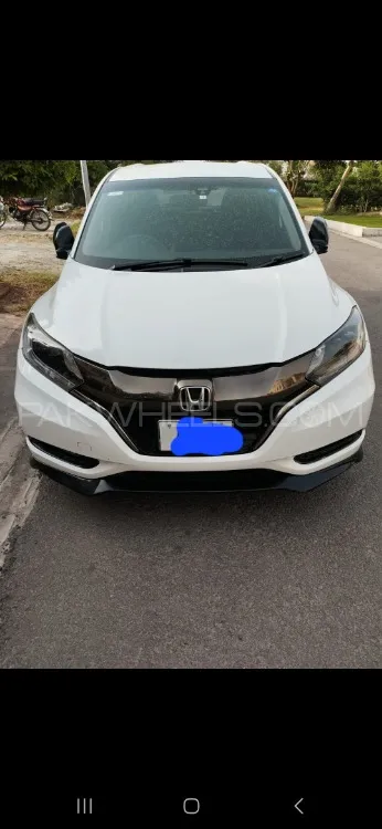 Honda Vezel 2016 for Sale in Islamabad Image-1
