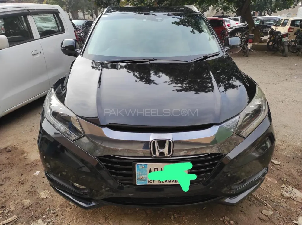 Honda Vezel 2014 for Sale in Islamabad Image-1