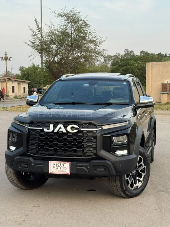 JAC T9 2025 for Sale in Islamabad Image-1