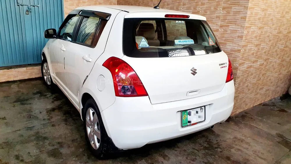 Suzuki Swift 2017 for Sale in Lahore Image-1