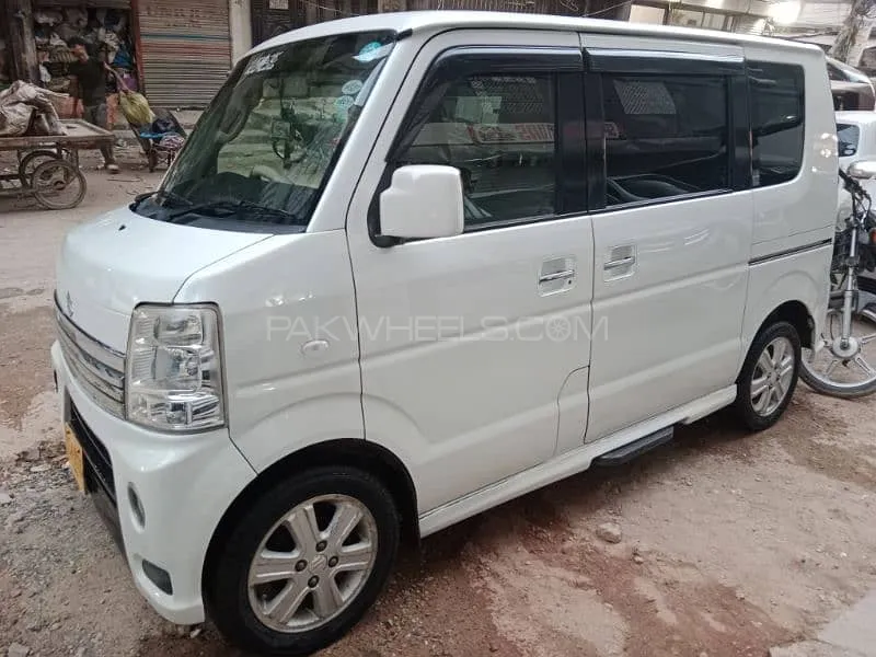 Suzuki Every Wagon 2013 for Sale in Karachi Image-1