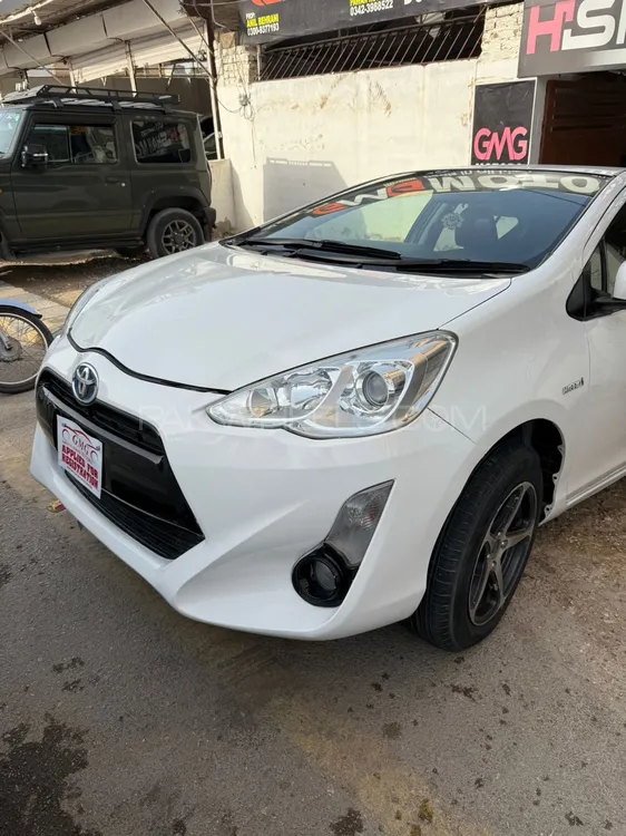 Toyota Aqua 2015 for Sale in Hyderabad Image-1