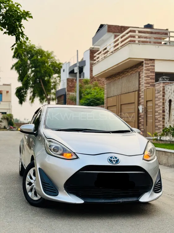 Toyota Aqua 2018 for Sale in Faisalabad Image-1