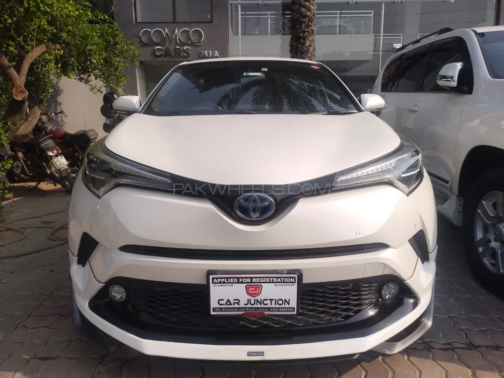 Toyota C-HR 2017 for Sale in Lahore Image-1