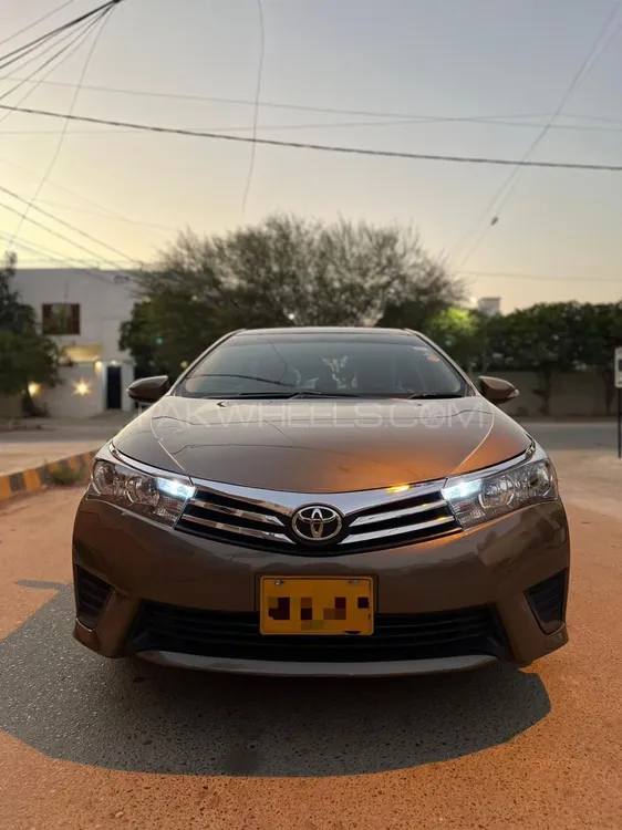 Toyota Corolla 2016 for Sale in Karachi Image-1
