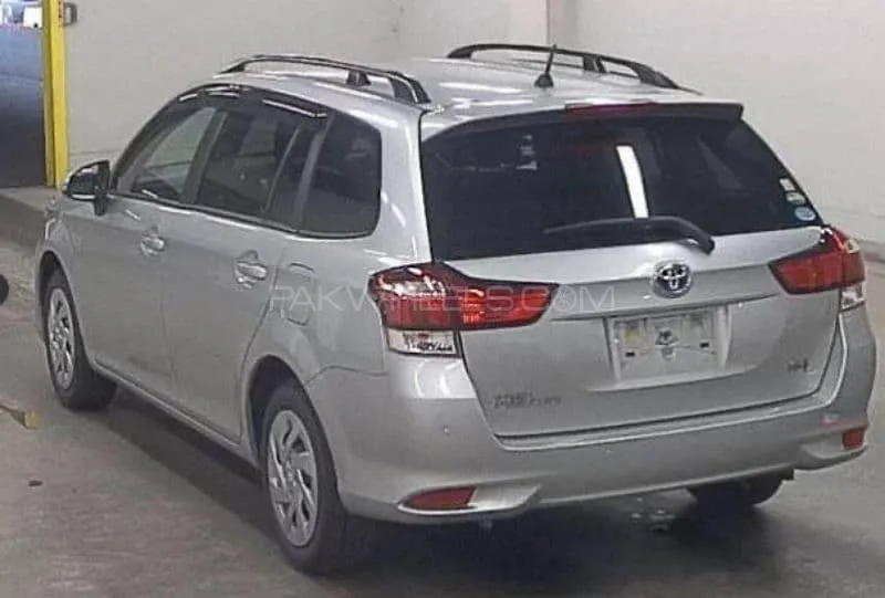 Toyota Corolla Fielder 2020 for Sale in Peshawar Image-1