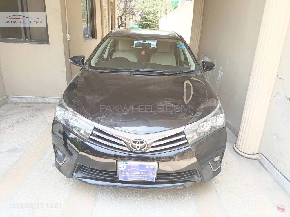 Toyota Corolla 2017 for Sale in Islamabad Image-1