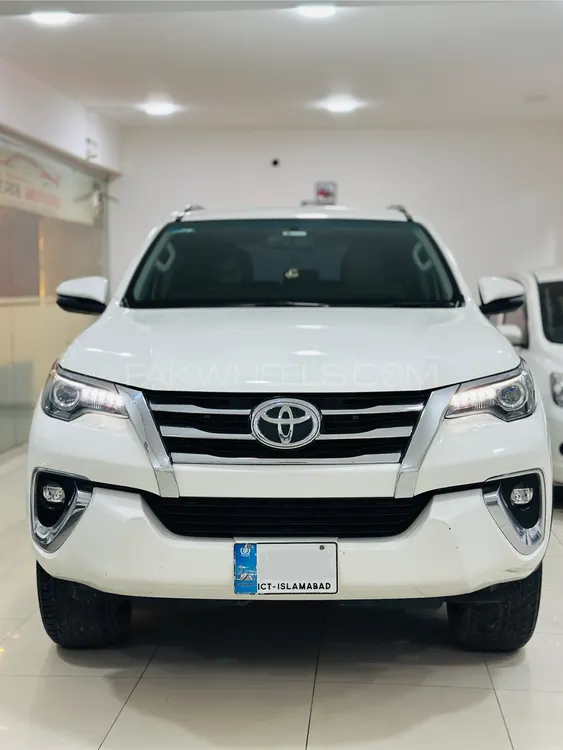 Toyota Fortuner 2020 for Sale in Islamabad Image-1