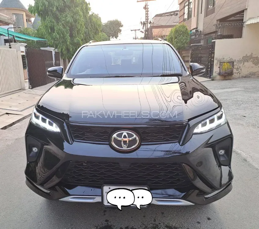 Toyota Fortuner 2023 for Sale in Peshawar Image-1