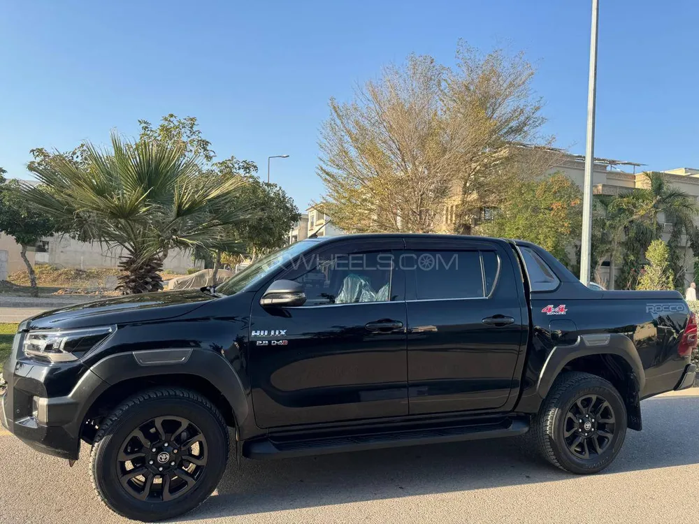 Toyota Hilux 2023 for Sale in D.G.Khan Image-1