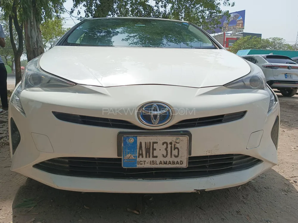 ٹویوٹا پریوس 2016 for Sale in گجرانوالہ Image-1