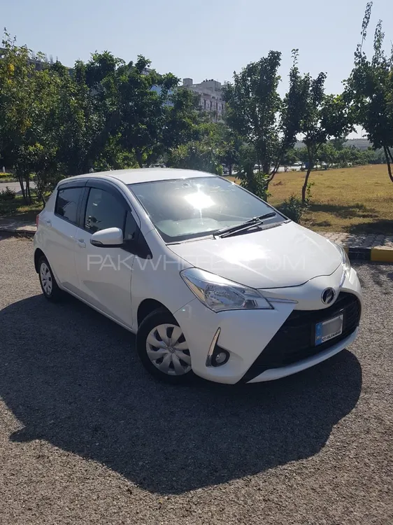 Toyota Vitz 2019 for Sale in Islamabad Image-1