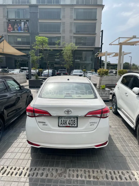 Toyota Yaris Sedan 2020 for Sale in Lahore Image-1