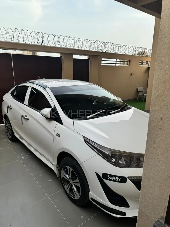 Toyota Yaris Sedan 2021 for Sale in Karachi Image-1
