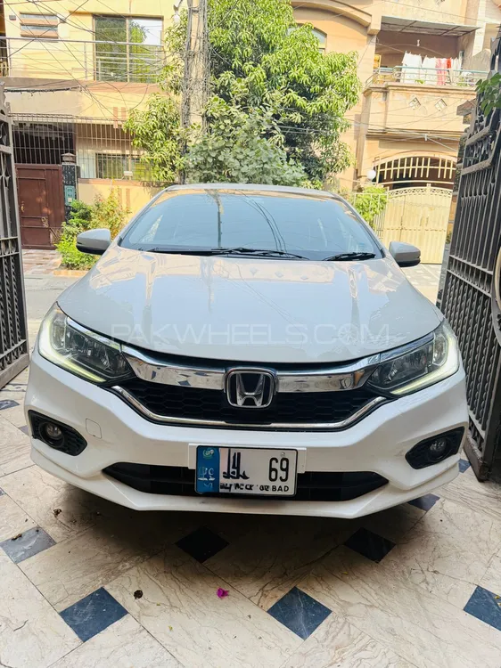 Honda City 2022 for Sale in Lahore Image-1