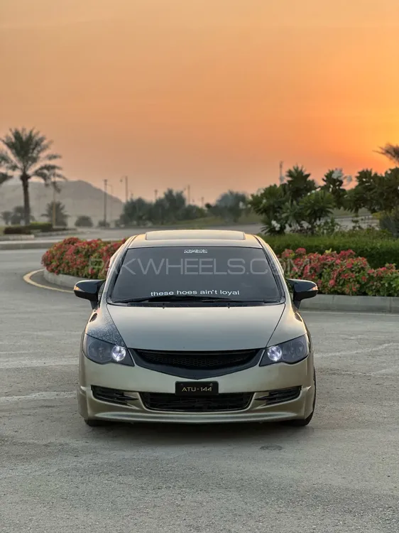 Honda Civic 2010 for Sale in Karachi Image-1