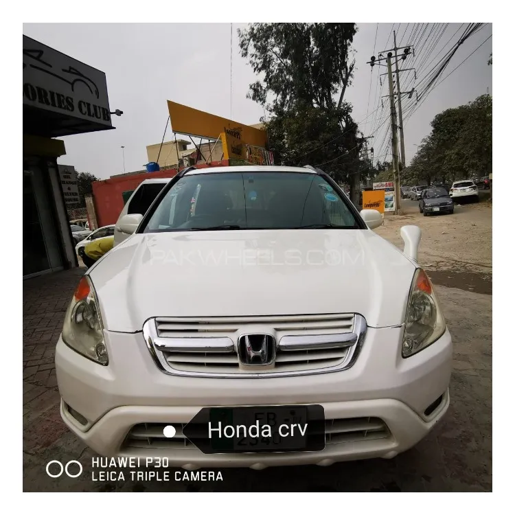 Honda CR-V 2002 for Sale in Lahore Image-1