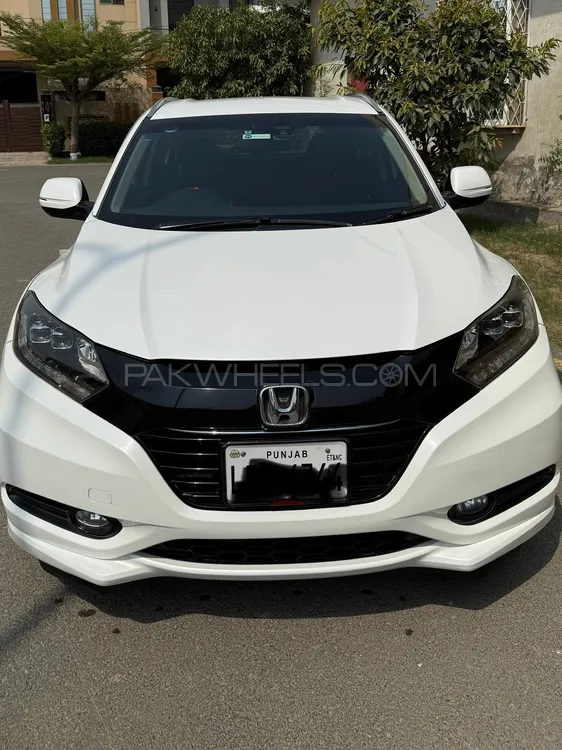 Honda Vezel 2015 for Sale in Faisalabad Image-1
