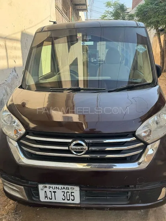 Nissan Roox 2018 for Sale in Faisalabad Image-1