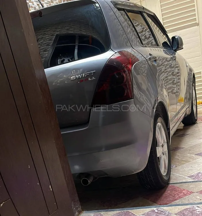 Suzuki Swift 2015 for Sale in Karachi Image-1