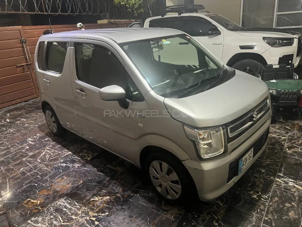 Suzuki Wagon R 2017 for Sale in Islamabad Image-1
