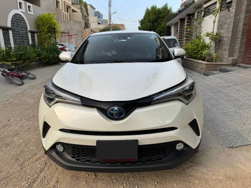 Toyota C-HR 2018 for Sale in Hyderabad Image-1