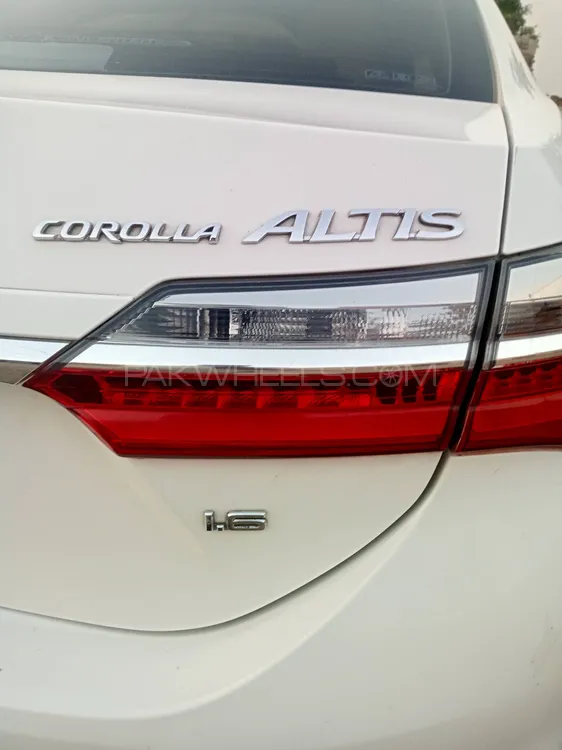 Toyota Corolla 2018 for Sale in Kasur Image-1