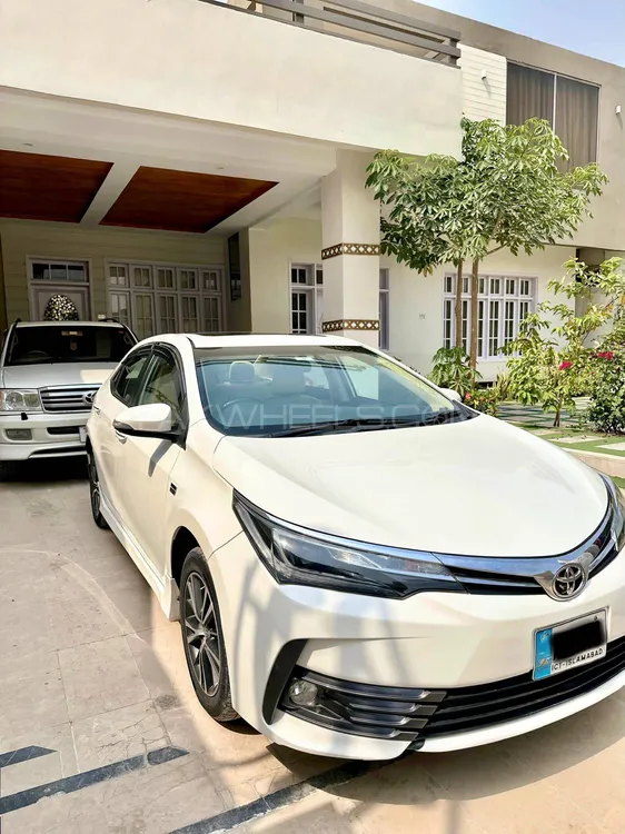 Toyota Corolla 2020 for Sale in Islamabad Image-1