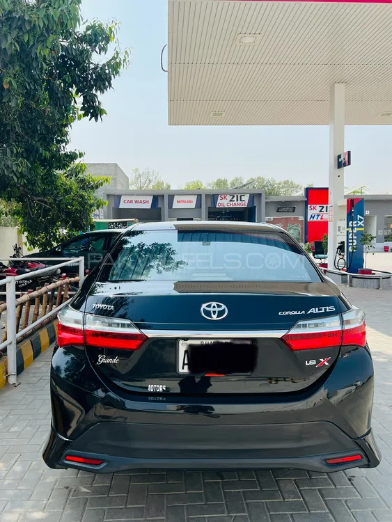 Toyota Corolla 2021 for Sale in Sheikhupura Image-1