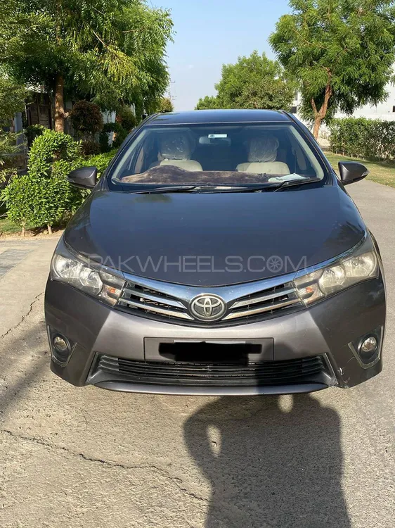 Toyota Corolla 2015 for Sale in Rahim Yar Khan Image-1