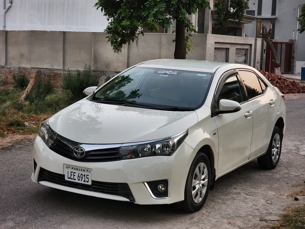 Toyota Corolla 2016 for Sale in Gujranwala Image-1