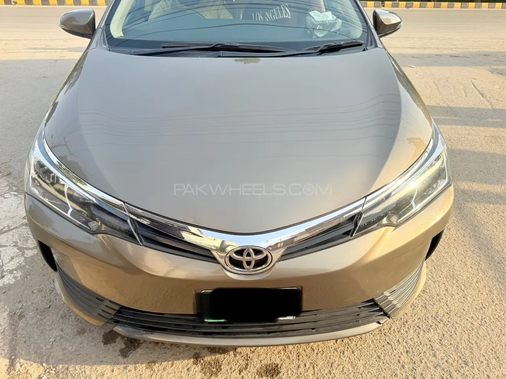 Toyota Corolla 2017 for Sale in Lahore Image-1