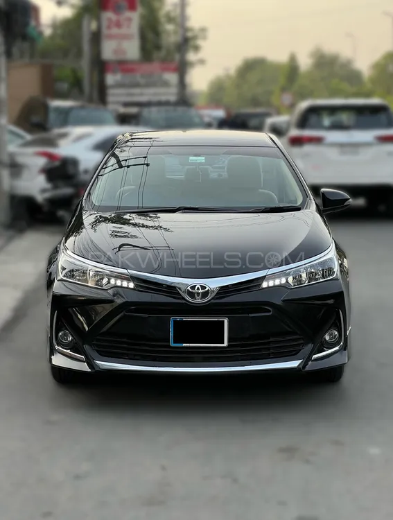 Toyota Corolla 2018 for Sale in Lahore Image-1