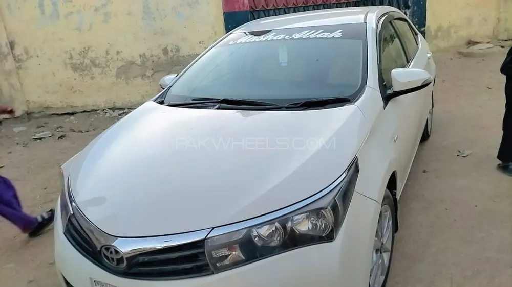 Toyota Corolla 2017 for Sale in Karachi Image-1