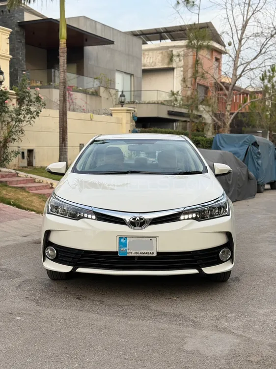 Toyota Corolla 2018 for Sale in Islamabad Image-1