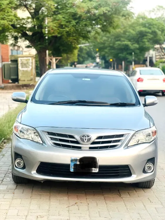 Toyota Corolla 2013 for Sale in Islamabad Image-1