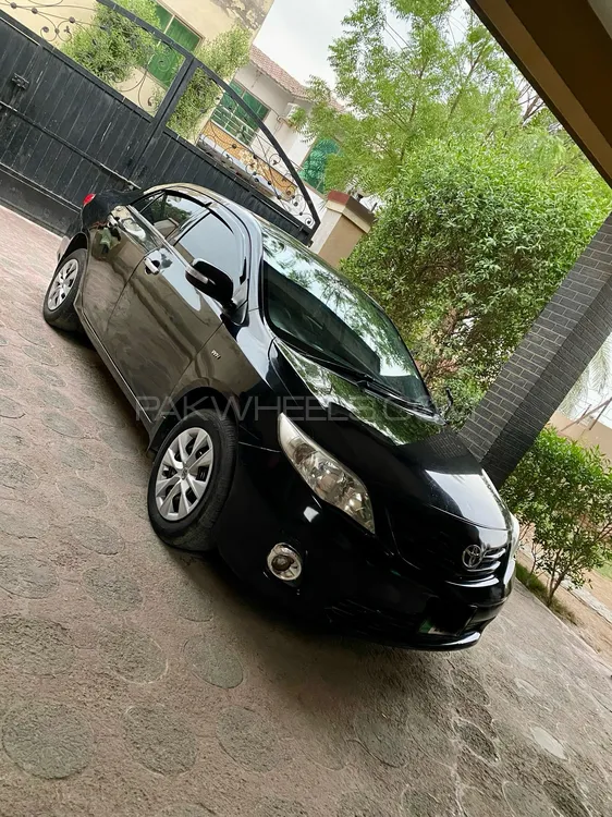 Toyota Corolla 2013 for Sale in Sargodha Image-1