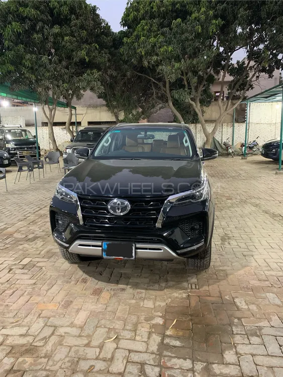Toyota Fortuner 2023 for Sale in Sahiwal Image-1