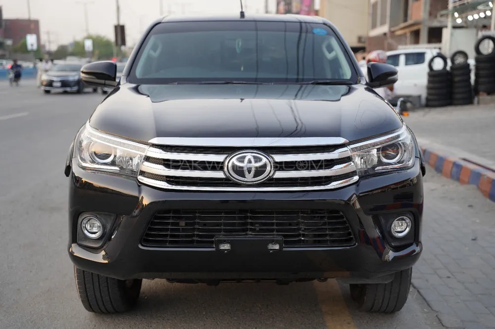 Toyota Hilux 2021 for Sale in Lahore Image-1