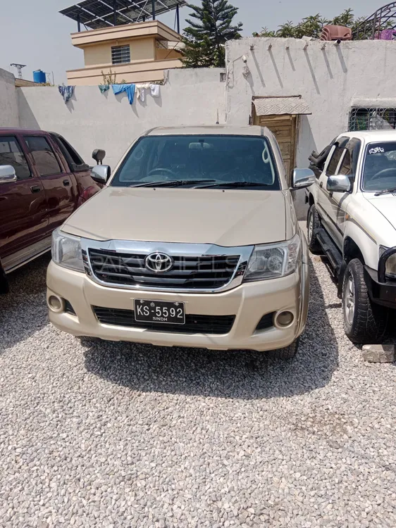 Toyota Hilux 2012 for Sale in Islamabad Image-1