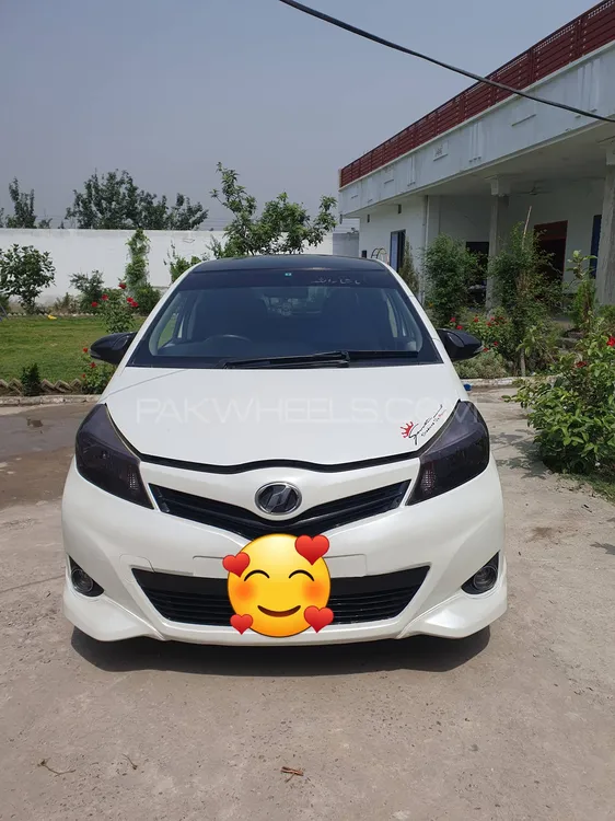 ٹویوٹا ویٹز 2011 for Sale in پشاور Image-1