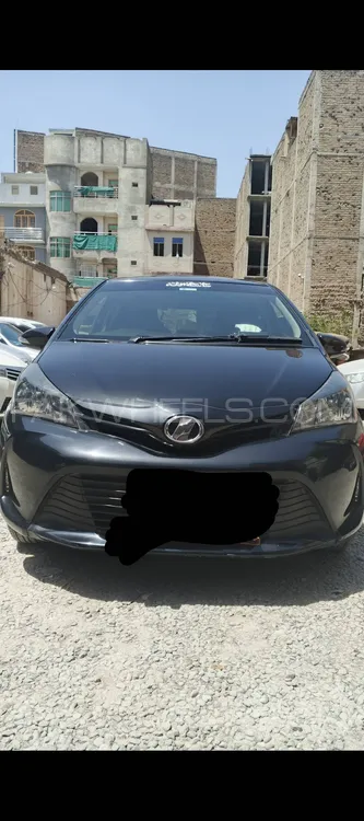 Toyota Vitz 2014 for Sale in Peshawar Image-1