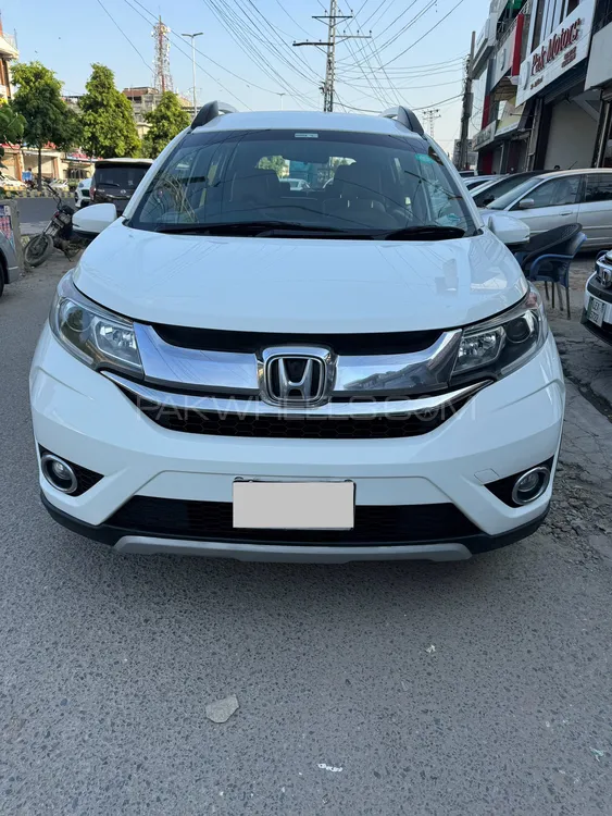 Honda BR-V 2017 for Sale in Lahore Image-1