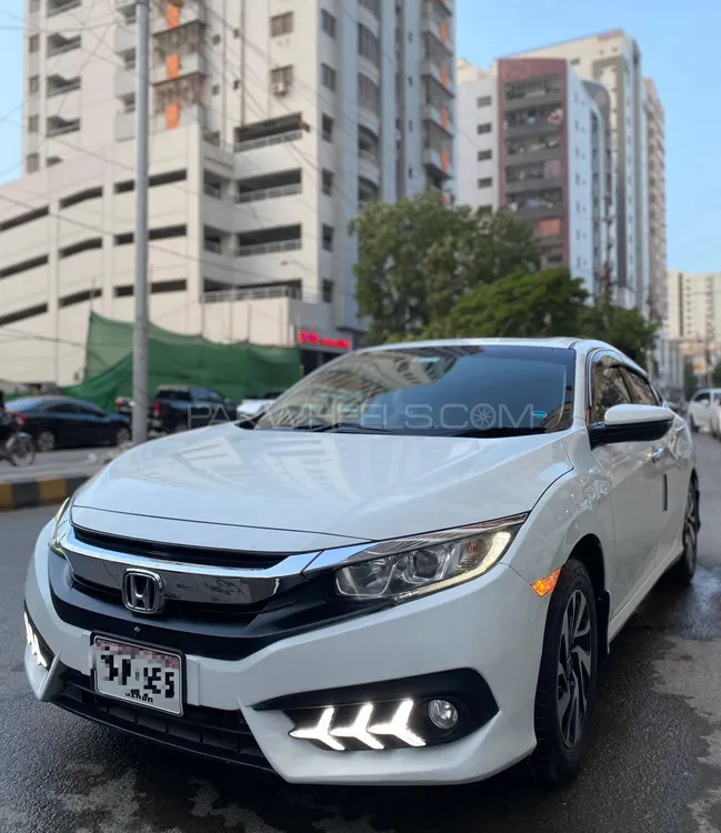 ہونڈا سوک 2018 for Sale in کراچی Image-1