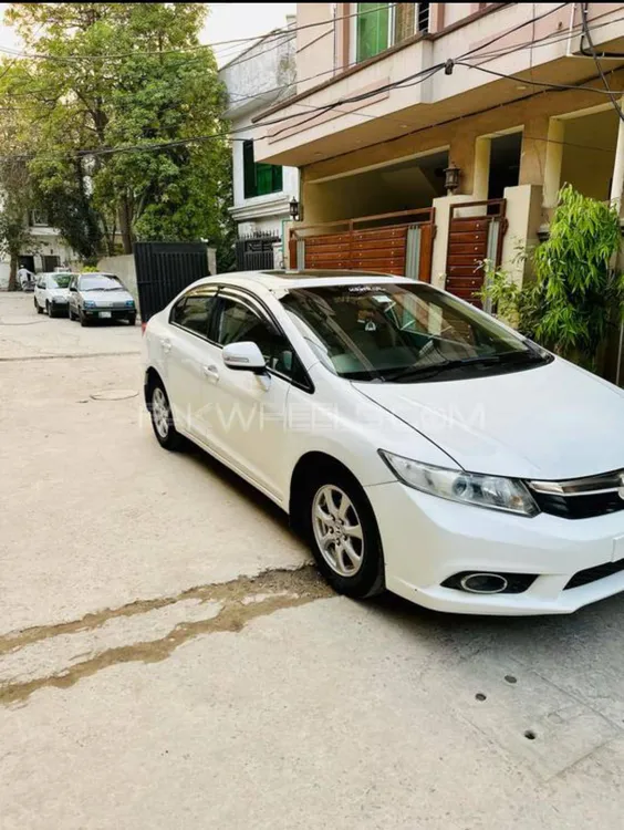 Honda Civic 2015 for Sale in Lahore Image-1