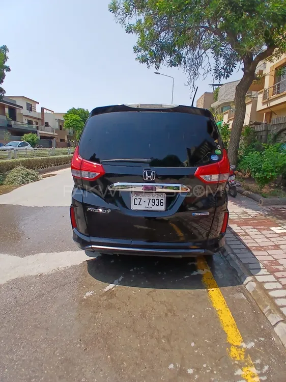 Honda Freed 2016 for Sale in Islamabad Image-1