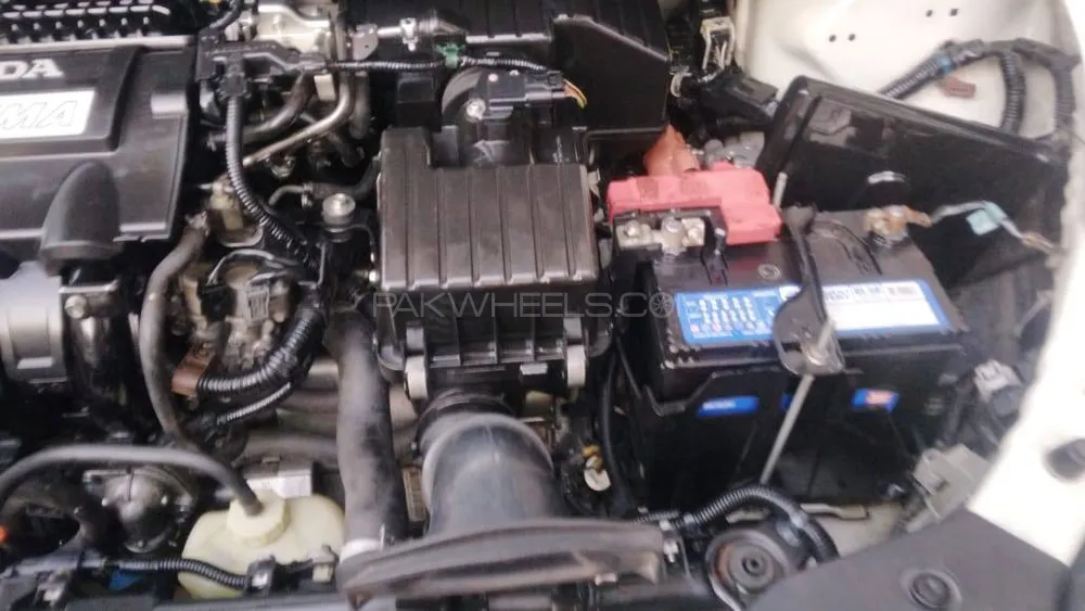 Honda Insight 2012 for Sale in Islamabad Image-1
