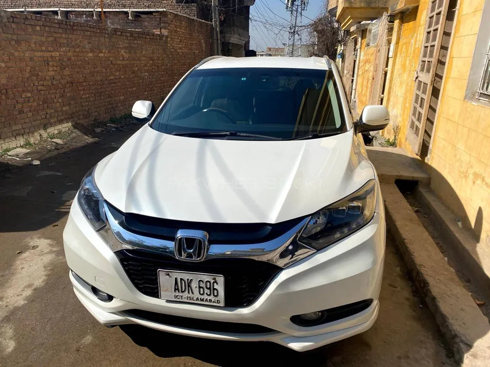 Honda Vezel 2018 for Sale in Rawalpindi Image-1
