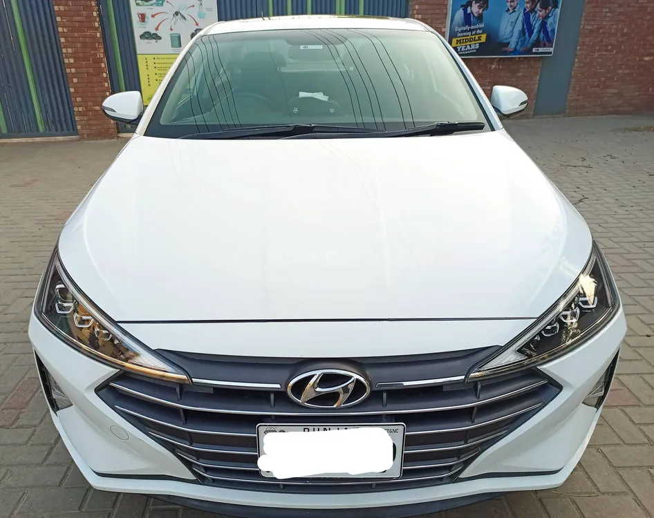 Hyundai Elantra 2021 for Sale in Lahore Image-1